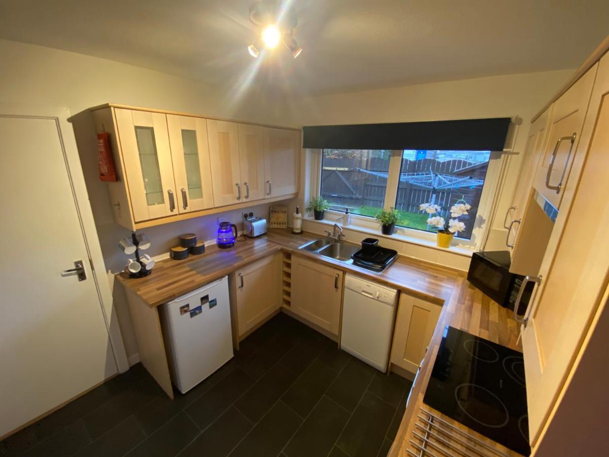 Delightful, Central 3 Bedroom House With Garden & Free Parking Inverness Esterno foto